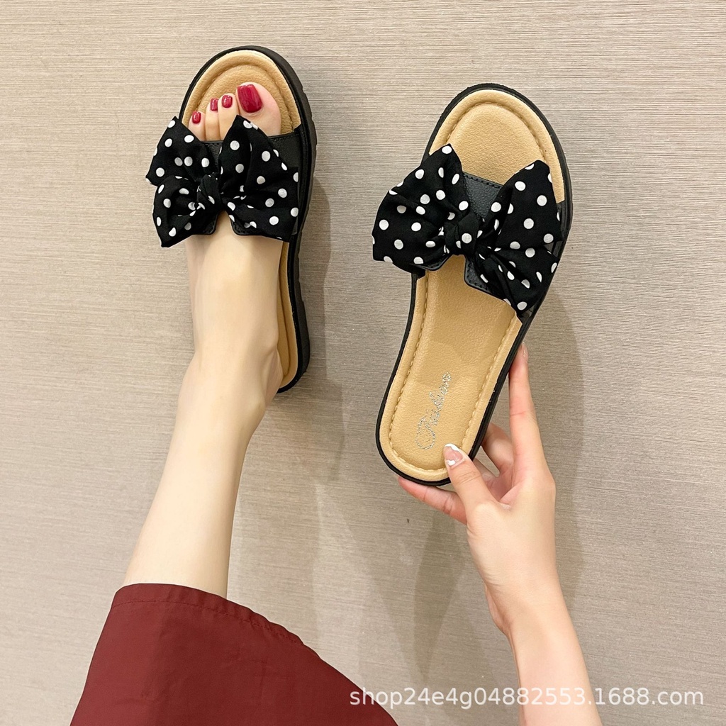 ภาพสินค้ารองเท้าแตะ สไตล์เกาหลี แต่งโบลายจุด น่ารัก รองเท้าแตะสำหรับผู้หญิง สวมใส่สบาย จากร้าน ccshop. บน Shopee ภาพที่ 2