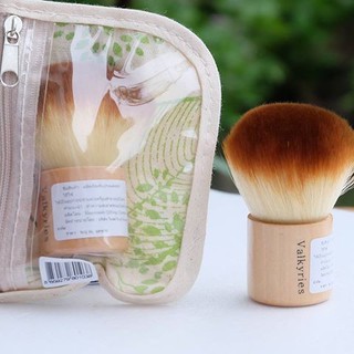 Valkyries Kabuki Brush V31 แปรงคาบูกิ วาลคิรี่ แปรงแต่งหน้าด้ามไม้สั้นจับพอดีมือ ขนฟู นุ่ม