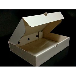 กล่องปลาแบบผ่าซีก ปลาผีเสื้อ แพค 10 กล่อง  ขนาด 27 x 35 x 7 ซม. Food Box , Seafood box กล่องอาหาร Fish Box ปลาทอด