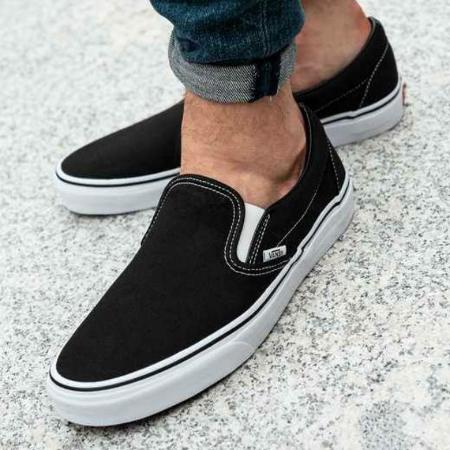 รองเท้า-vans-classic-slip-on-สีขาว-ดำ-พร้อมกล่อง