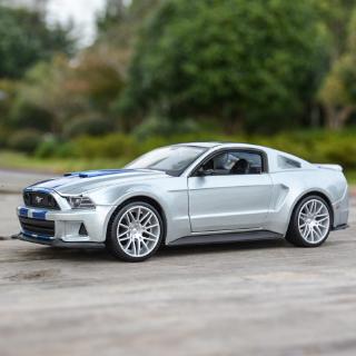 ภาพหน้าปกสินค้าMaisto 1:24 2014 Mustang Street Racer รถหล่อแบบคงที่โมเดลของเล่นงรถยนต์านอดิเรกของสะสม ซึ่งคุณอาจชอบสินค้านี้