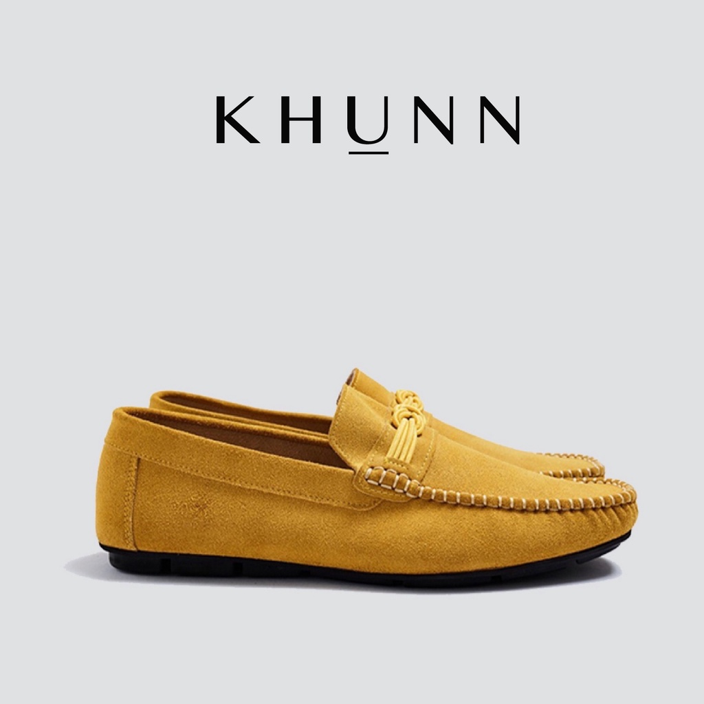 ภาพหน้าปกสินค้าKHUNN (คุณณ์) รองเท้า รุ่น Sparrow สี Mustard Yellow