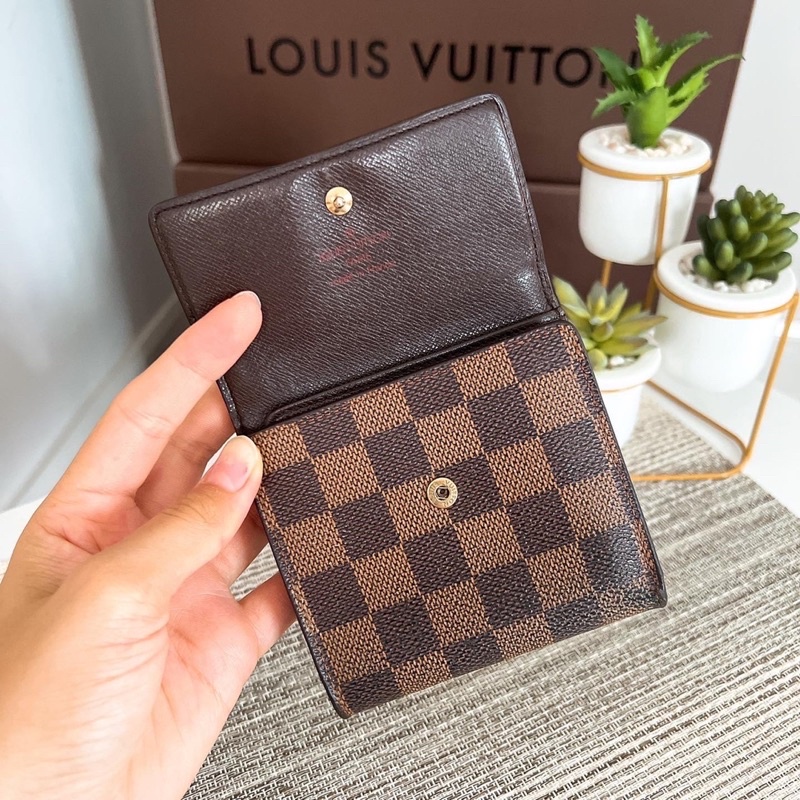 lv-สามพับสั้นดามา-มือสองของแท้-ค่ะ-รบกวนทั่กแชทก่อนสั่งค่ะ