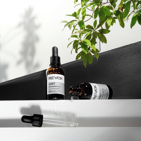 set-กู้ผิวโทรม-เติมน้ำให้ผิว-revox-b77-caffeine-5-revox-b77-niacinamide-10-revox-b77-hyaluronic-acid-5
