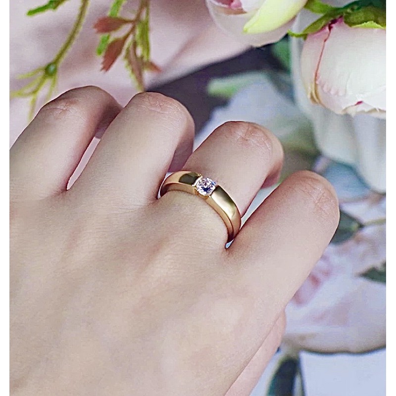 ภาพหน้าปกสินค้าแหวนเพชร แหวนสแตนเลส แหวนปลอกมีด แหวนไทเทเนียม แหวนเกลี้ยง แหวนชุปโรเดียม สีเงิน-สีทอง 0.3 mm ไม่ลอกไม่ดำ จากร้าน yimyim.shop บน Shopee