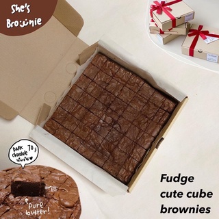 ภาพหน้าปกสินค้าFudge cute cube brownies(ฟัดจ์คิ้วท์คิ้วบ์บราวนี่)‼️Dark chocolate 70%,เนยแท้!ไม่ใช้มาการีนและเนยผสม ซึ่งคุณอาจชอบสินค้านี้