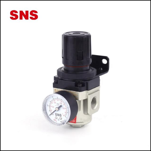 ภาพขนาดย่อของสินค้าAR - Pressure Regulator Valve ตัวปรับคุณภาพลม AR ( Air Regulator ) ขนาด 2 หุน - 1 นิ้ว การระบายลมตั่งแต่ 550-8000 Min/L