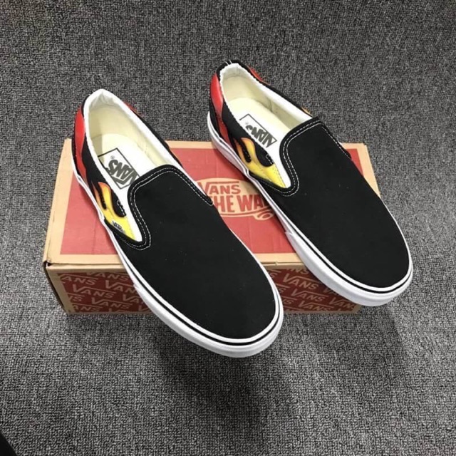 Thrasher slip sales ons vans