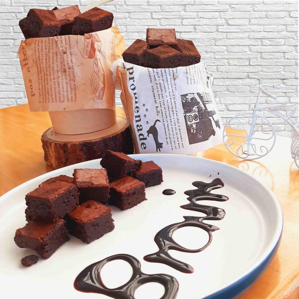 บราวนี่-brownie-บราวนี่ช็อคโกแลต-chocolate-ขนมช็อคโกแลต-ของขวัญวันเกิด-เก็บเงินปลายทาง