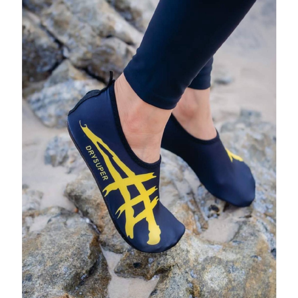 ภาพหน้าปกสินค้าDrySuper รองเท้าเดินชายหาดผู้ใหญ่ รุ่น ไทเกอร์-แถบเหลือง