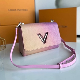กระเป๋าแบรนด์เนม กระเป๋าสะพาย Louis Vuitton Twist EPI LEATHER In Pastel color  สีสวยมาก ใหม่สุด