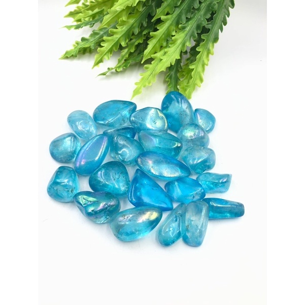 ภาพหน้าปกสินค้า1 pc Natural Blue angle Aura Quartz Tumble Stone / Top Quality / Pocket Stone Healing Meditation Collection Stone. จากร้าน lapisbkk บน Shopee