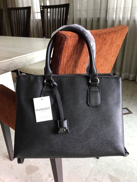 mango-mng-saffiano-handbag-outlet-สีดำ