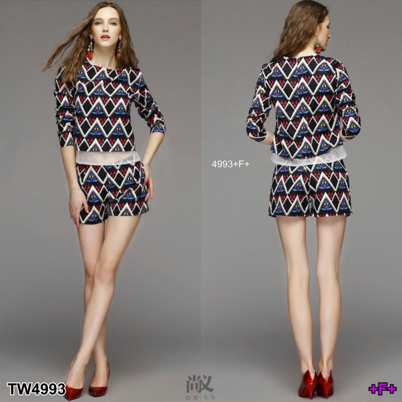 set-เสื้อลายกราฟฟิก-กางเกงเข้าเซท-tw4993