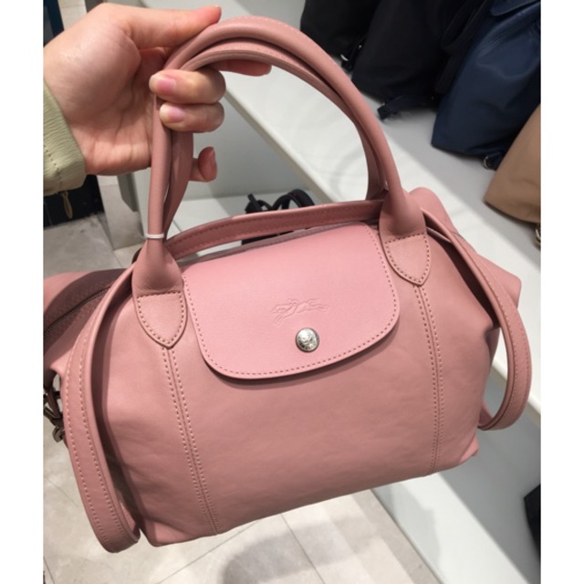 longchamp-neo-s-m-หนังแกะ-รุ่นนี้ขายดีมากๆสีใหม่นะคะ