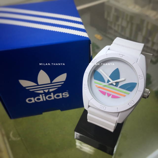 นาฬิกา adidas santiago ADH2916 สายยางเรซิ่น ขาว นุ่มกระชับข้อมือ  โลโก้multicolor Shopee Thailand