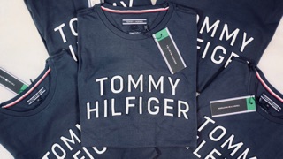 Tommy hilfiger navy t shirt ของแท้100%