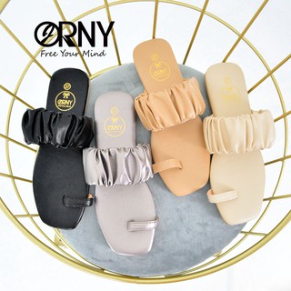 ของแท้ 💯 ORNY(ออร์นี่) ® รองเท้าบาร์บี้สวมนิ้ว รองเท้าแตะนุ่มๆ หนังย่น ทรงน่ารักมาก รุ่น OY295