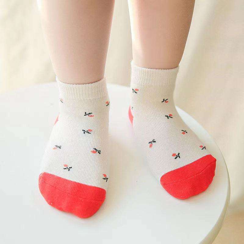baby-nong-ถุงเท้าเซ็ต-7-คู่-เท้าเด็กมีพื้นกันลื่น-น่ารัก-ผ้านุ่ม-ระบายอากาศ-ถุงเท้าเซ็ต-ถุงเท้าเด็กชาย