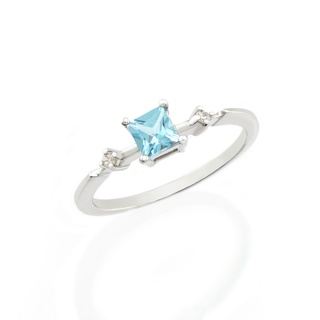 Chada แหวน รุ่น Jolie ประดับอัญมณีแท้ โทแพซสีฟ้าอ่อน (SKYBLUE TOPAZ)