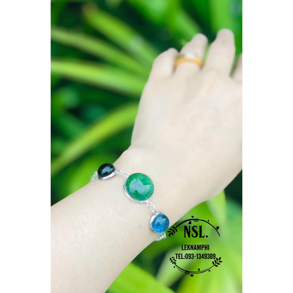 ภาพสินค้าสร้อยข้อมือไหลน้ำพี้ ไหล 3 เม็ด จากร้าน nsl.leknamphi บน Shopee ภาพที่ 1