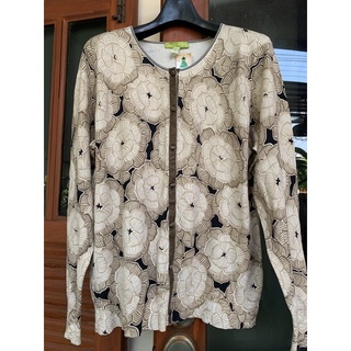 เสื้อเสวตเตอร์ไหมพรมลายดอก