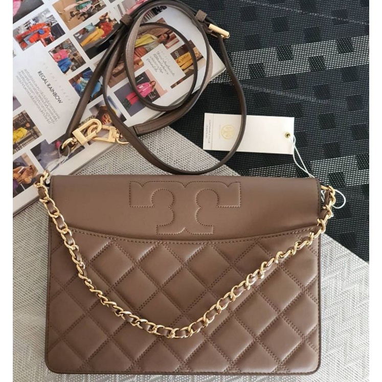 Tory burch savannah clutch sale