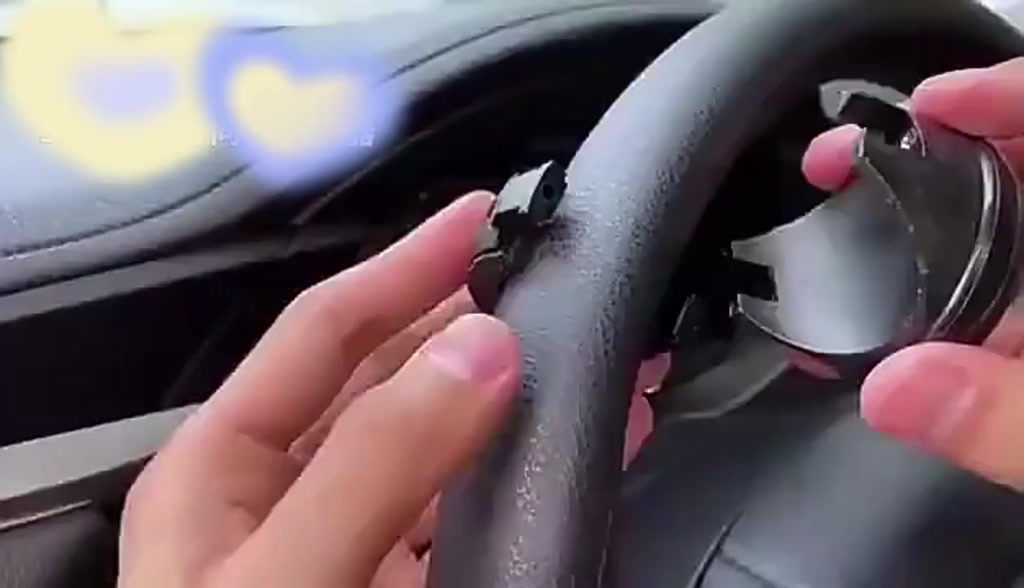 ลูกบิดมือจับพวงมาลัยหมุนได้-360-องศา-สําหรับรถยนต์-รถบรรทุก-suv