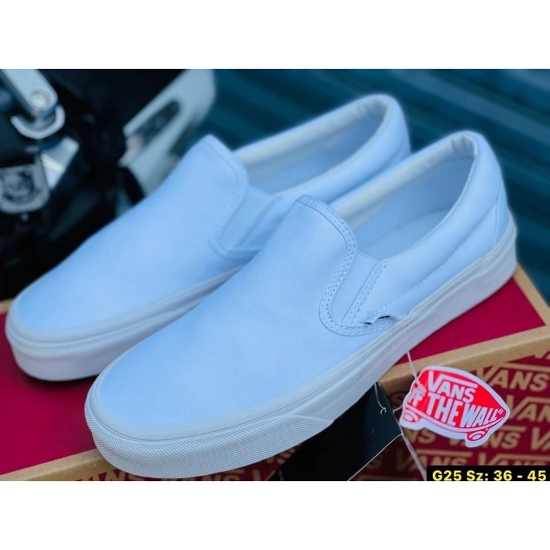 ภาพหน้าปกสินค้าVans slip on(A+)ขาวล้วน พร้อมกล่อง ️sz. 36 - 45 จากร้าน marinok บน Shopee