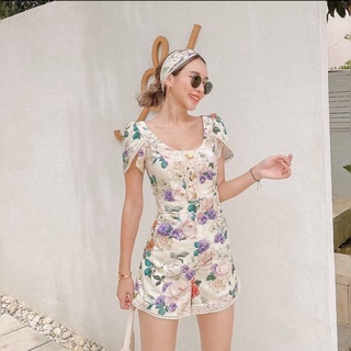 NANNAPAT Playsuit น่ารัก ดูดีมีราคา ใส่ได้เรื่อยๆเลยนะคะ งานสวยมาก ผ้านุ่มใส่สบาย มีซับในอย่างดี งานซิปหลัง มีฟองน้ำอก