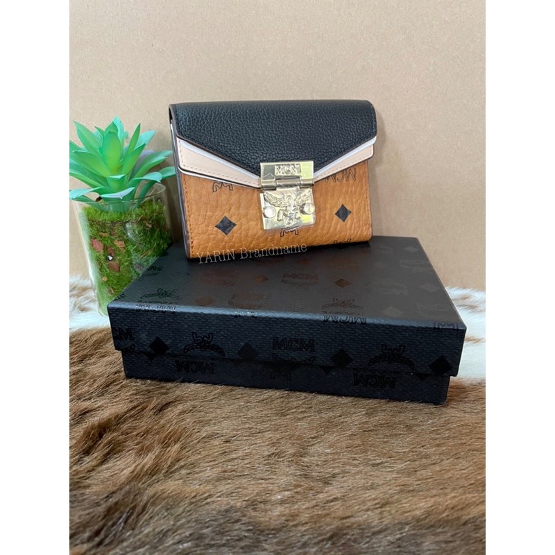 New MCM Patricia Trifold Wallet in Color Block Leather Black Shopee Thailand