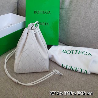 BOTTEGA VENETA Clutch ของแท้ 100% [ส่งฟรี]