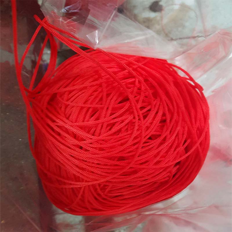 เชือกร่มสีแดงขนาด3-5มิล-1000กรัม
