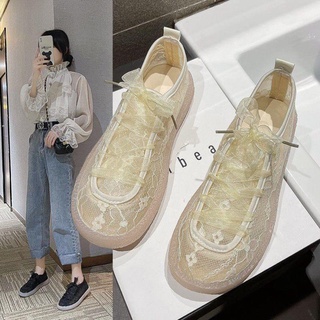 ภาพขนาดย่อของภาพหน้าปกสินค้ารองเท้าผู้หญิงแฟชั่นเกาหลี boun โบอัน พร้อมส่งจากกทม รองเท้าผ้าใบลำลอง จากร้าน misssister2 บน Shopee
