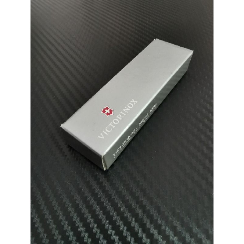 มีดพับ-victorinox-waiter-red-0-3303-x2