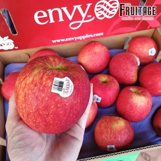 ภาพหน้าปกสินค้าแอปเปิ้ลเอนวี่ ENVY APPLE (1ลูก/ไซส์M) (NewZealand/USA) ~ลดพิเศษ~ Apple หวาน กรอบ อร่อย ! ผลไม้พรีเมี่ยม Premium Fruit ที่เกี่ยวข้อง