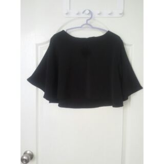 เสื้อครอปสีดำ ผ้าฮานาโกะ(ซื้อมา350.-)