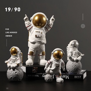 ฟิกเกอร์ PVC รูปนักบินอวกาศ สําหรับตกแต่งห้องนอนเด็กผู้ชาย 3 ชิ้น