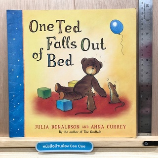 หนังสือภาษาอังกฤษ ปกอ่อน One Ted Falls Out of Bed - Julia Donaldson, Anna Currey By the author of The Gruffalo