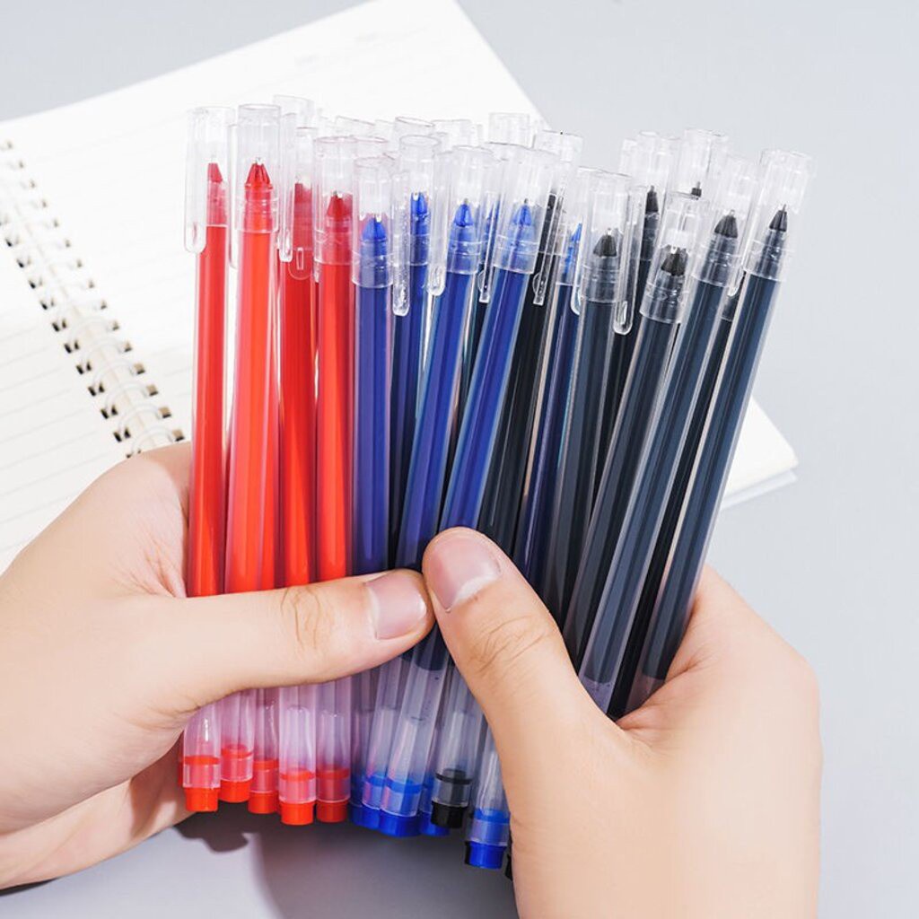 ราคาและรีวิว(ราคาต่อด้าม) ปากกา หมึกเยอะ  ขนาด 0.5mm เขียนลื่น หมึกเยอะ ซื้อ1ด้ามเหมือนได้4 ปากกาเจล เครื่องเขียน ปากกาสี ปากกา