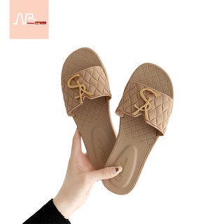 ภาพหน้าปกสินค้ารองเท้าแตะของผู้หญิงมี3สี แฟชั่นใหม่รองเท้าแตะแบน สบาย ๆ กันลื่น SD5181 ที่เกี่ยวข้อง