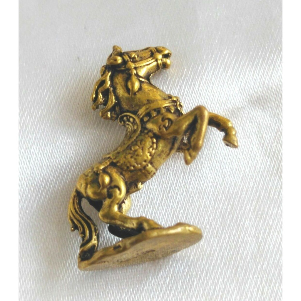 ภาพสินค้ารูปปั้นม้า รูปหล่อม้า ม้าทองเหลือง ม้าฮวงจุ้ย ม้า จากร้าน nannapas6162 บน Shopee ภาพที่ 5
