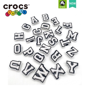 ภาพขนาดย่อของภาพหน้าปกสินค้าCrocs jibbitz ตัวอักษร alphabet A-Z 26 ตัว อุปกรณ์เสริมรองเท้า จากร้าน hongping121475.th บน Shopee