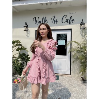 Al996  เดรสสั้นทรงปล่อยฟรีไซต์ ใส่สบายมาก มีเชือกผูกเอวแยกกับตัว แต่งระบายด้านหน้า/รอบแขน