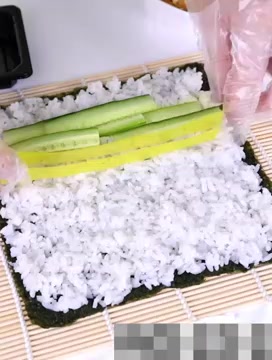 comfy-เสื่อม้วนซูชิแบบไม้-ที่ม้วนซูชิ-เครื่องมือโอนิกิริ-ทำจากไม้ไผ่-sushi-bamboo-roller