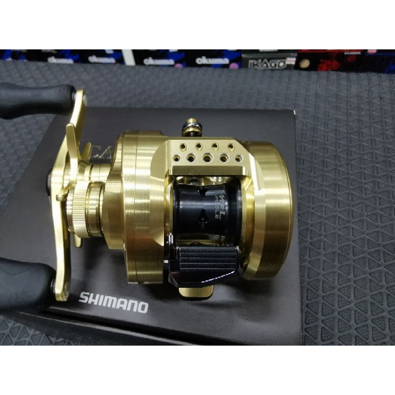 รอกตีเหยื่อปลอม-shimano-calcutta-conquest-2021