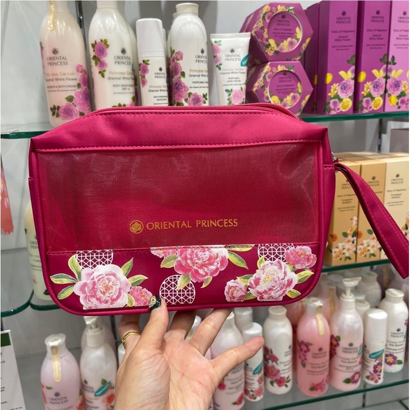 ภาพสินค้ากระเป๋าOriental Princess กระเป๋าเครื่องสำอาง จากร้าน aurawink. บน Shopee ภาพที่ 3