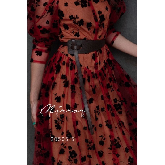 ป้าย-mirrorsister-20505-5-เดรสผ้าซีทรูลายดอกกำมหยี่สีดำ-คอตั้งแต่งกุ๊นระบาย-มีซับใน-มาพร้อมเข็มขัด