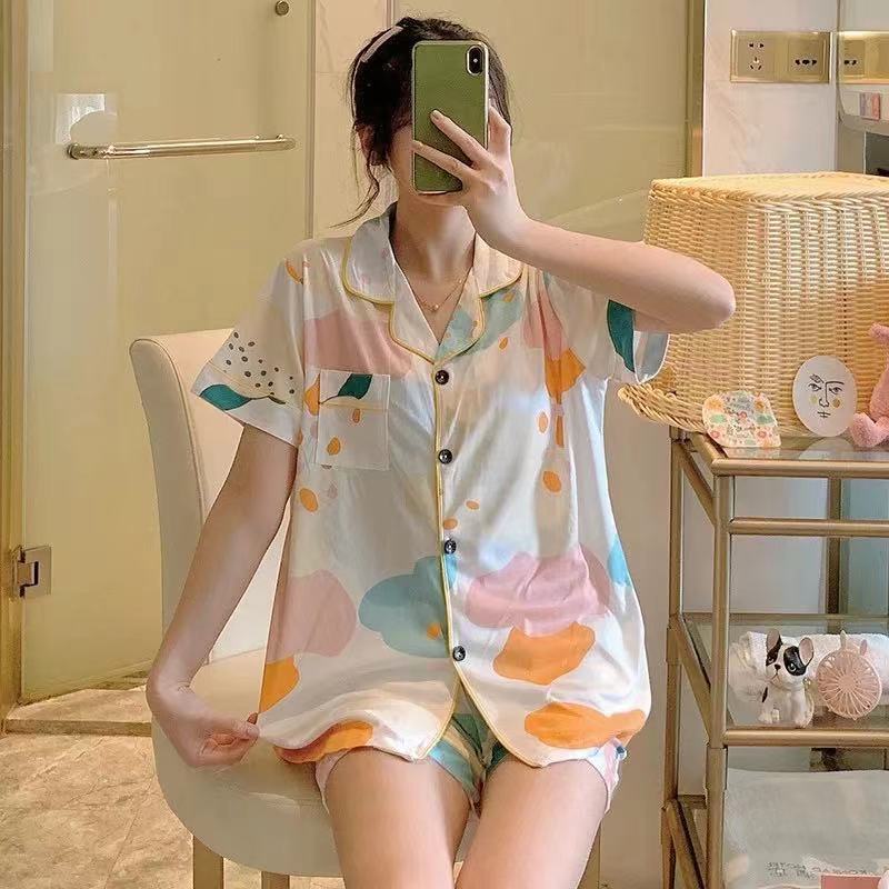 พร้อมส่ง-ชุดนอนลายน่ารัก-ไซส์-m-xxl-ชุดนอนผู้หญิง-ชุดนอนลายพีช-อะโวคาโด-ผ้าซาตินเกรดพรีเมี่ยม-นุ่มลื่นใส่สบาย