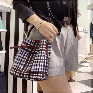 🎀 (สด-ผ่อน) A กระเป๋าสะพายทรงขนมจีบ ลายสก๊อต WKRU6446 Kate Spade Small Bucket Eva City Plaid Multi